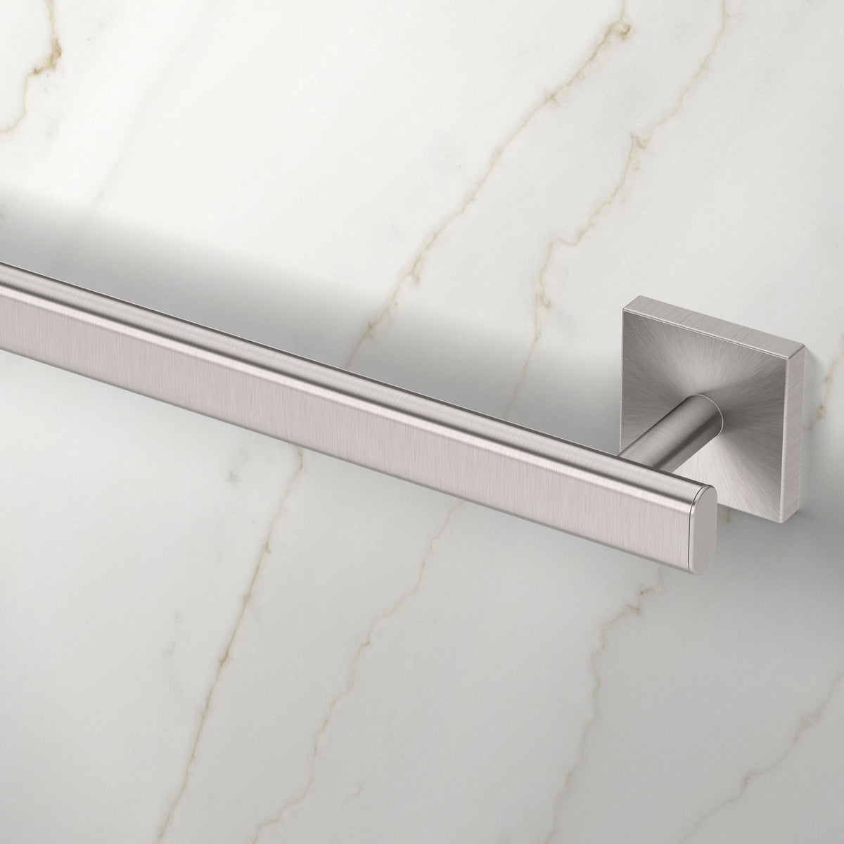 Elevate 18" Towel Bar