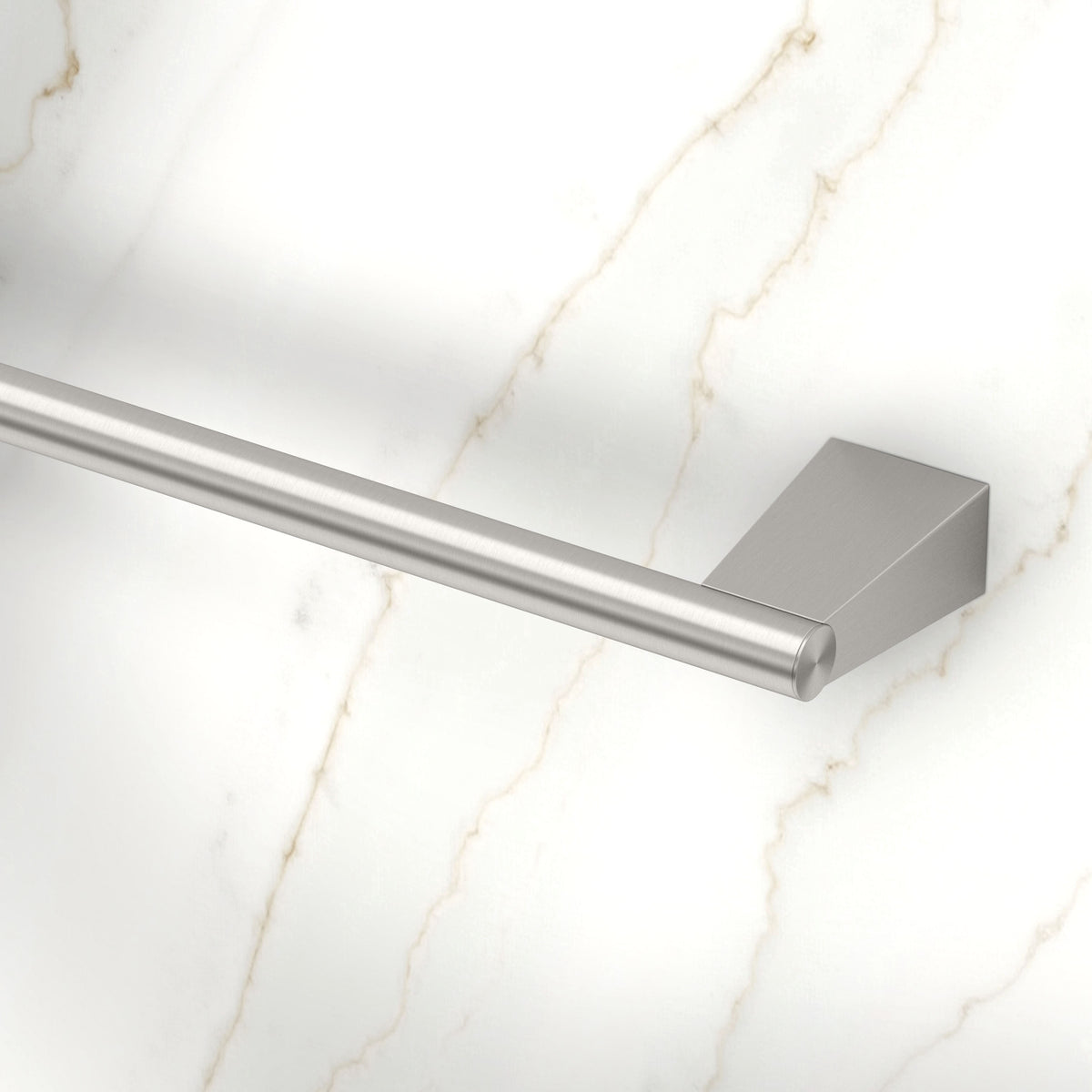Bleu 18" Towel Bar